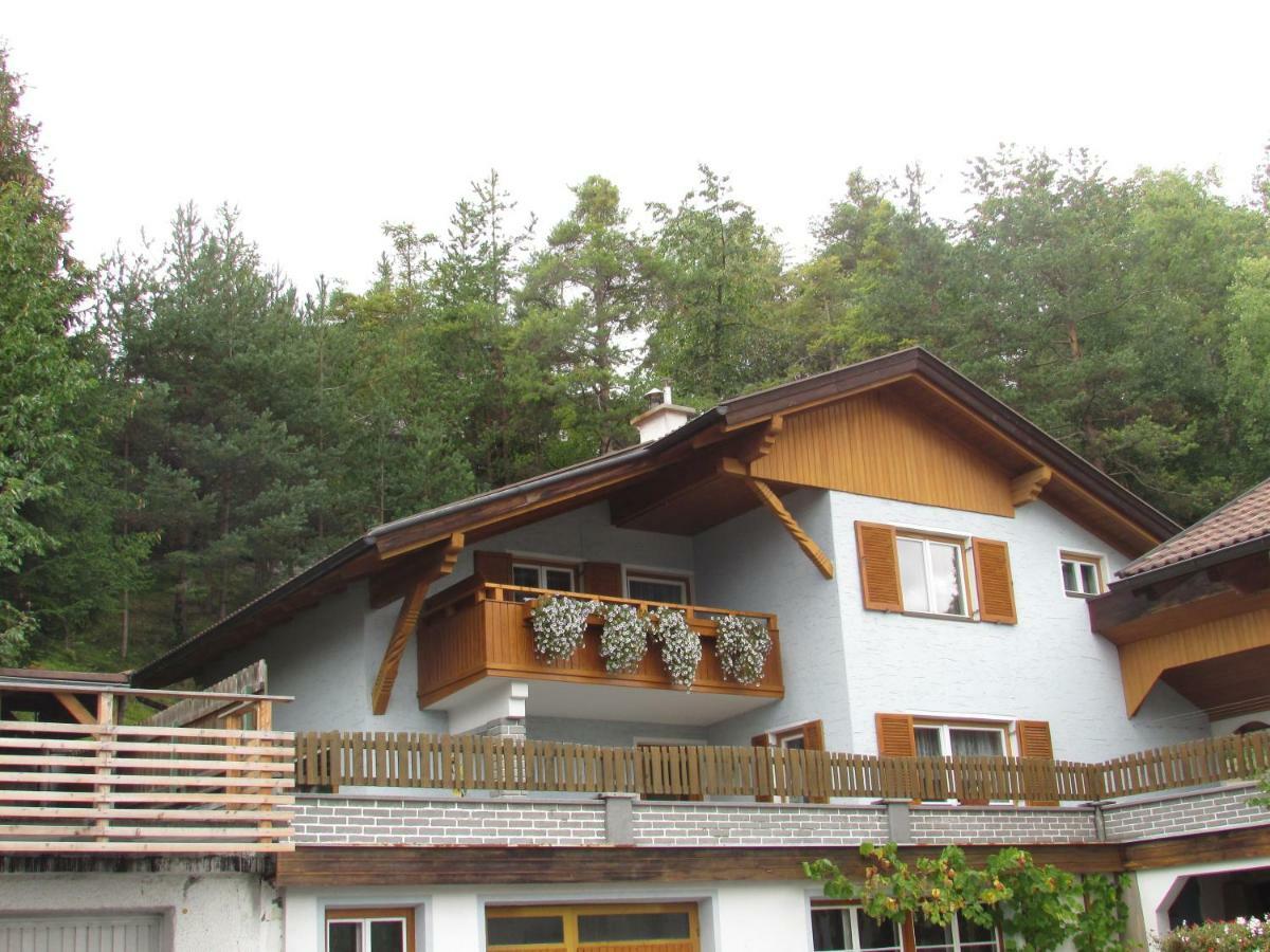 Ferienhaus Tschenett Имст Экстерьер фото